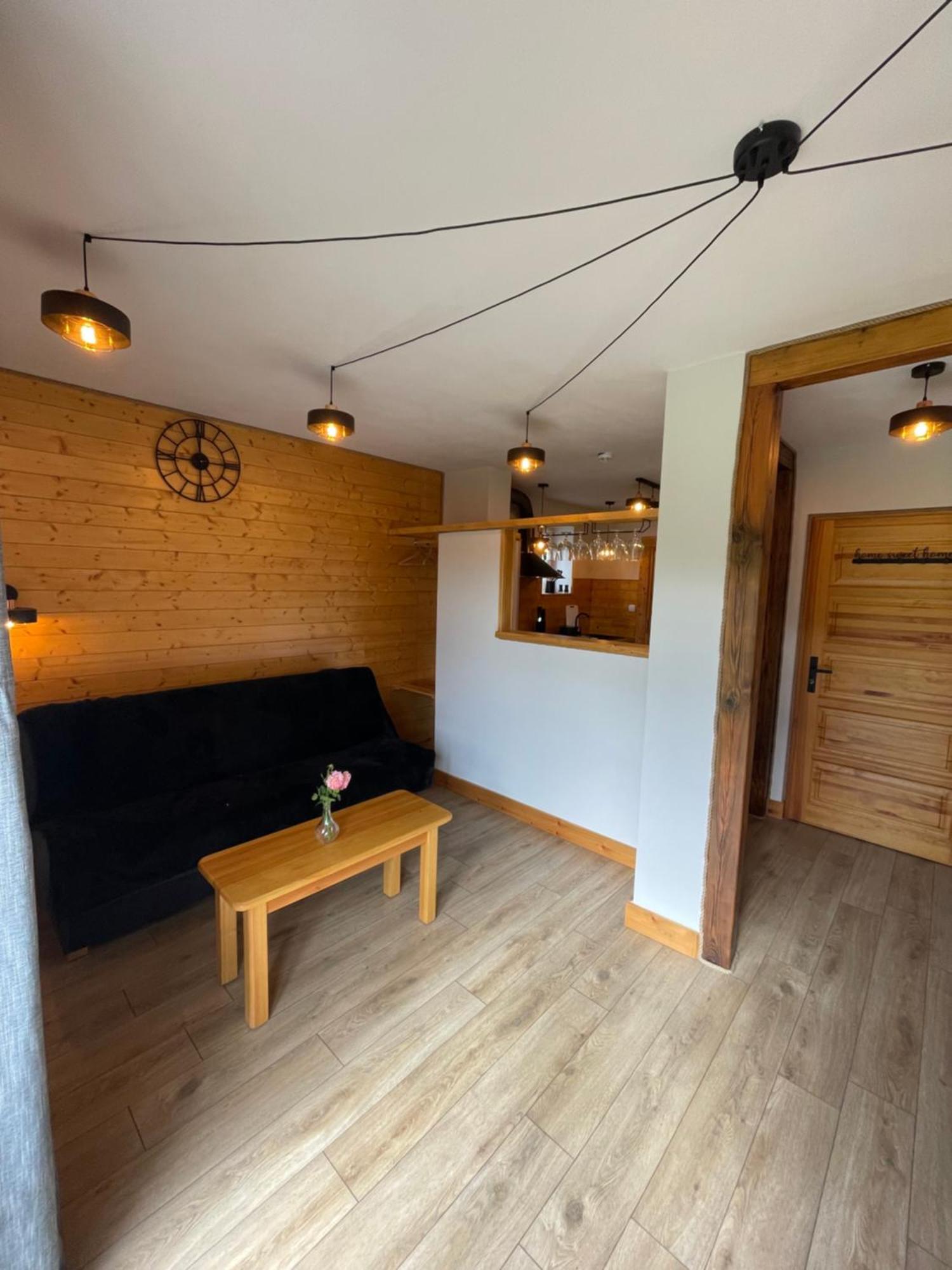 Apartamentwroznowiepl Εξωτερικό φωτογραφία