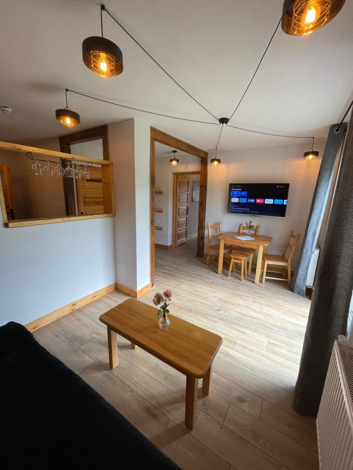 Apartamentwroznowiepl Εξωτερικό φωτογραφία