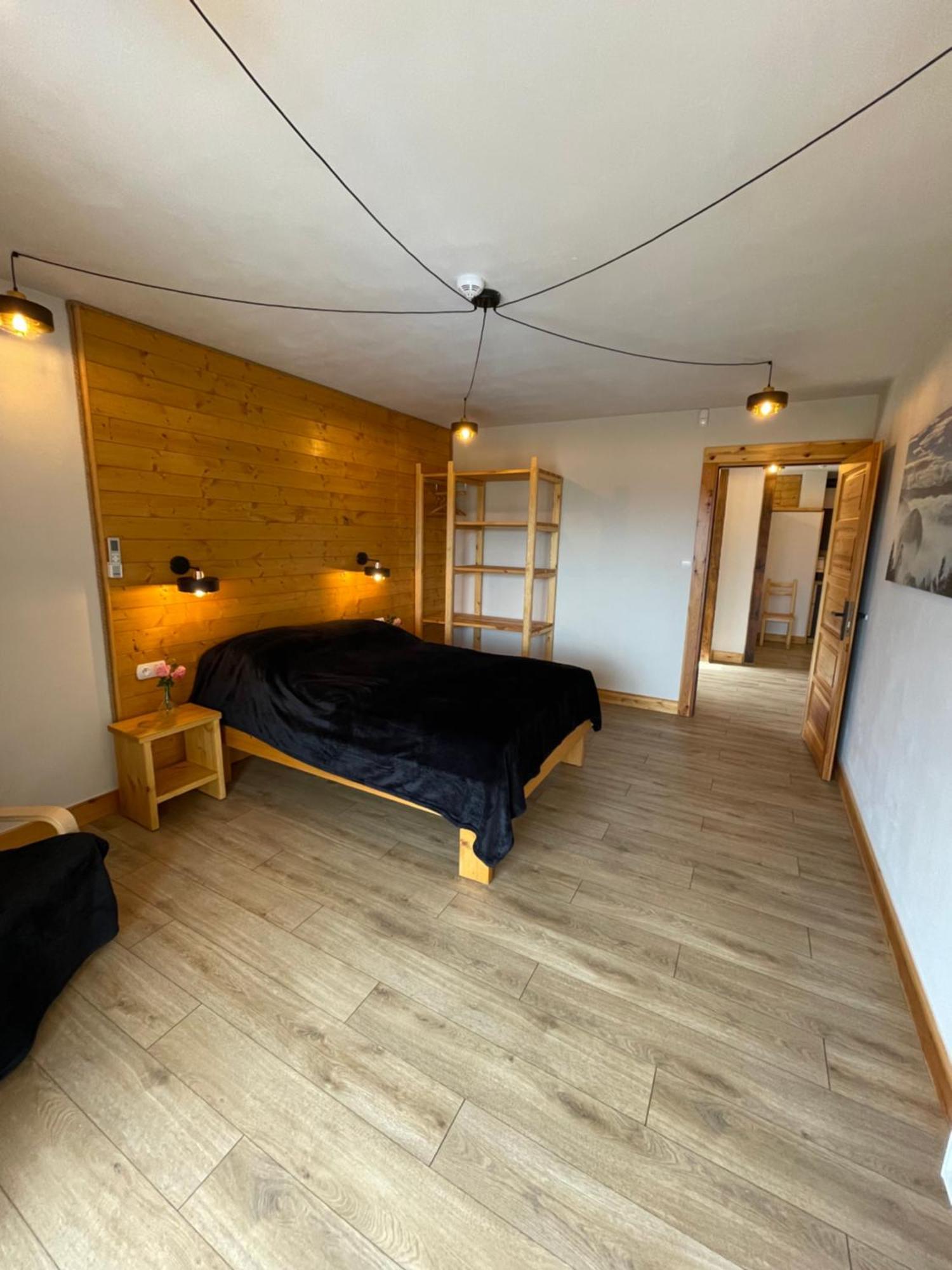 Apartamentwroznowiepl Εξωτερικό φωτογραφία